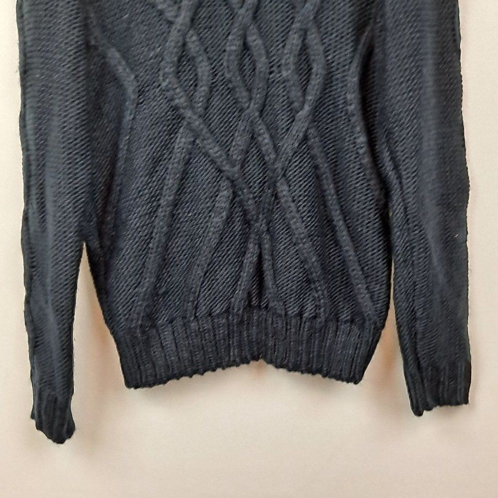 Gap Ladies V neck  sweater NWOT‎ - Picture 9 of 11